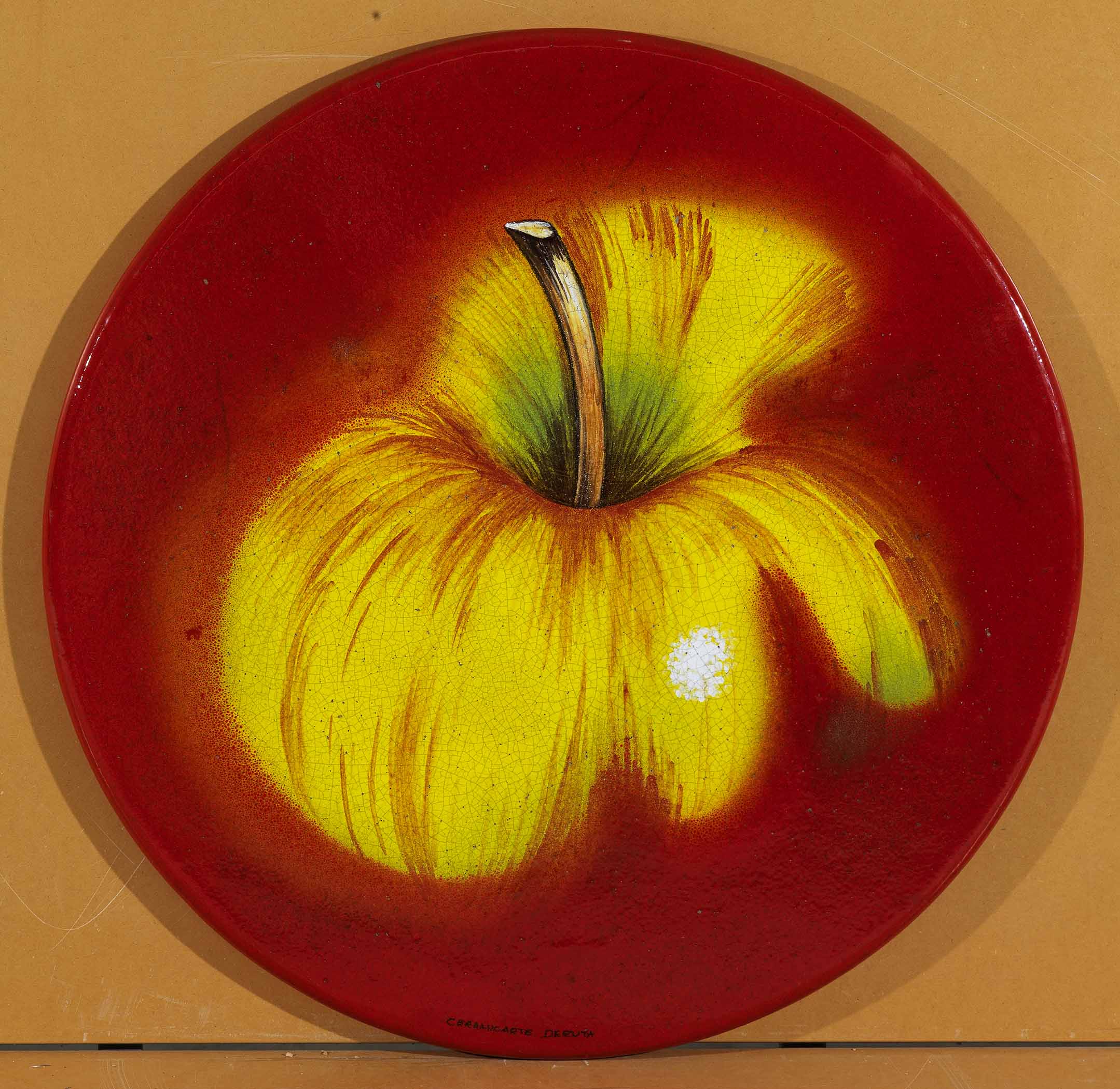 New York Apple Round Lava Stone Ceramic Table
